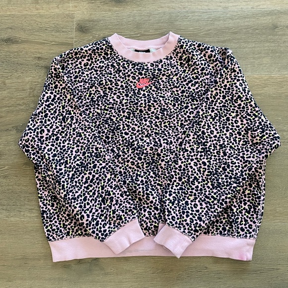 Nike Tops - Nike Swoosh Fleece Pink Cheetah Leopard Print Neon Pull On Crewneck Sweatshirt
